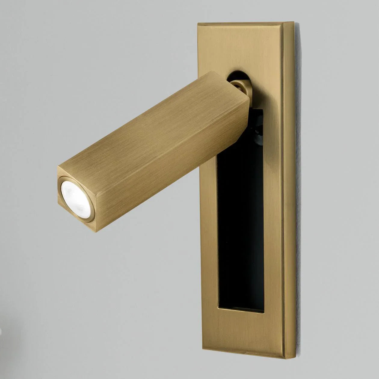 Arisha Modern Rotatable Bedside Sconce, Cylindrical/Square